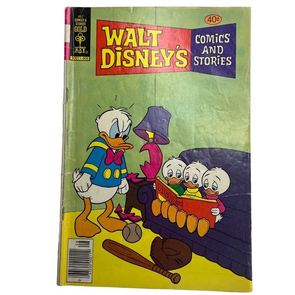 Walt Disney’s Comics and Stories Lot of 5 1963 to 1979 FLAWS - Picture 10 of 11